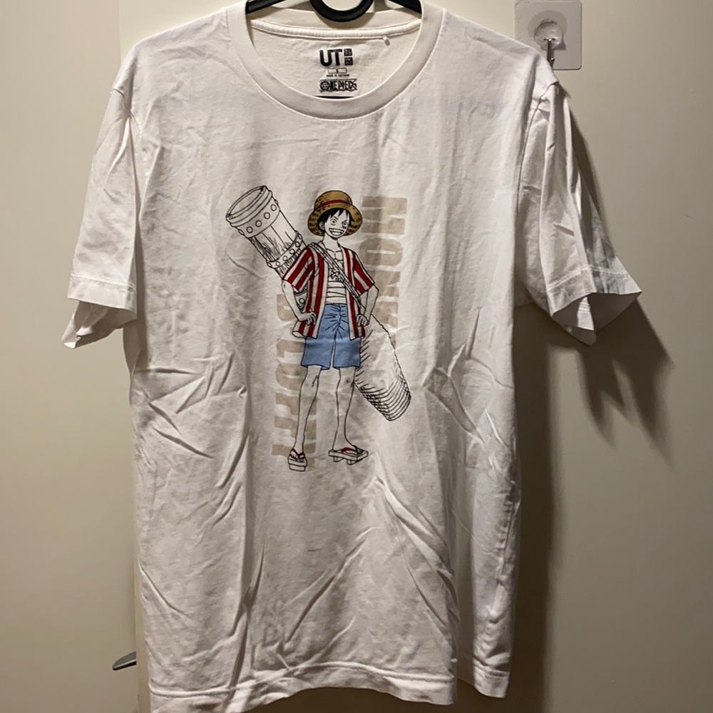 One piece uniqlo t shirt